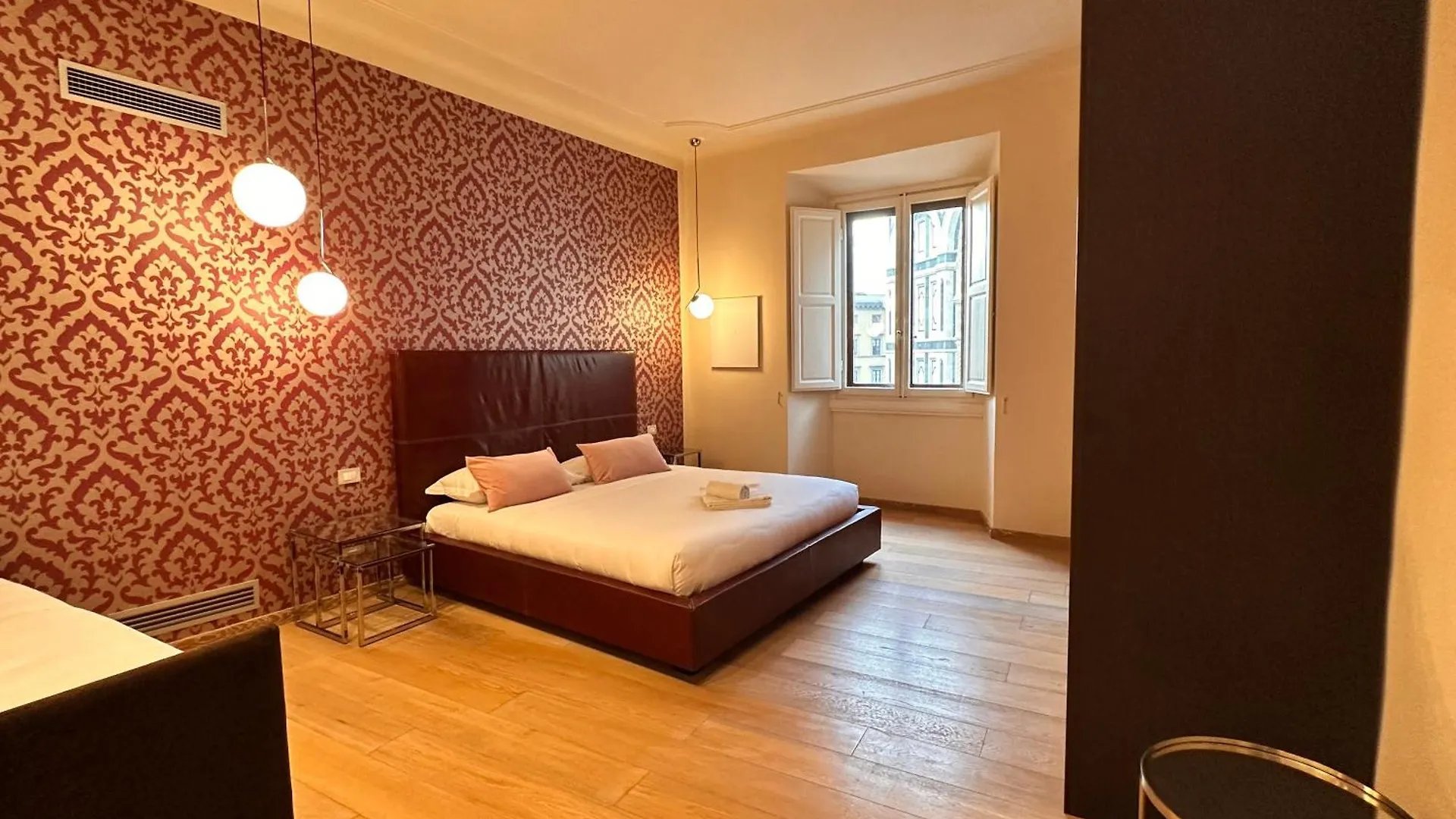 Duomo Royal Apartment Florence