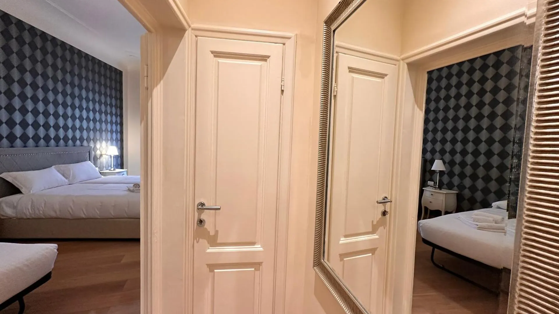 Duomo Royal Apartment Florence 0*,  Italy